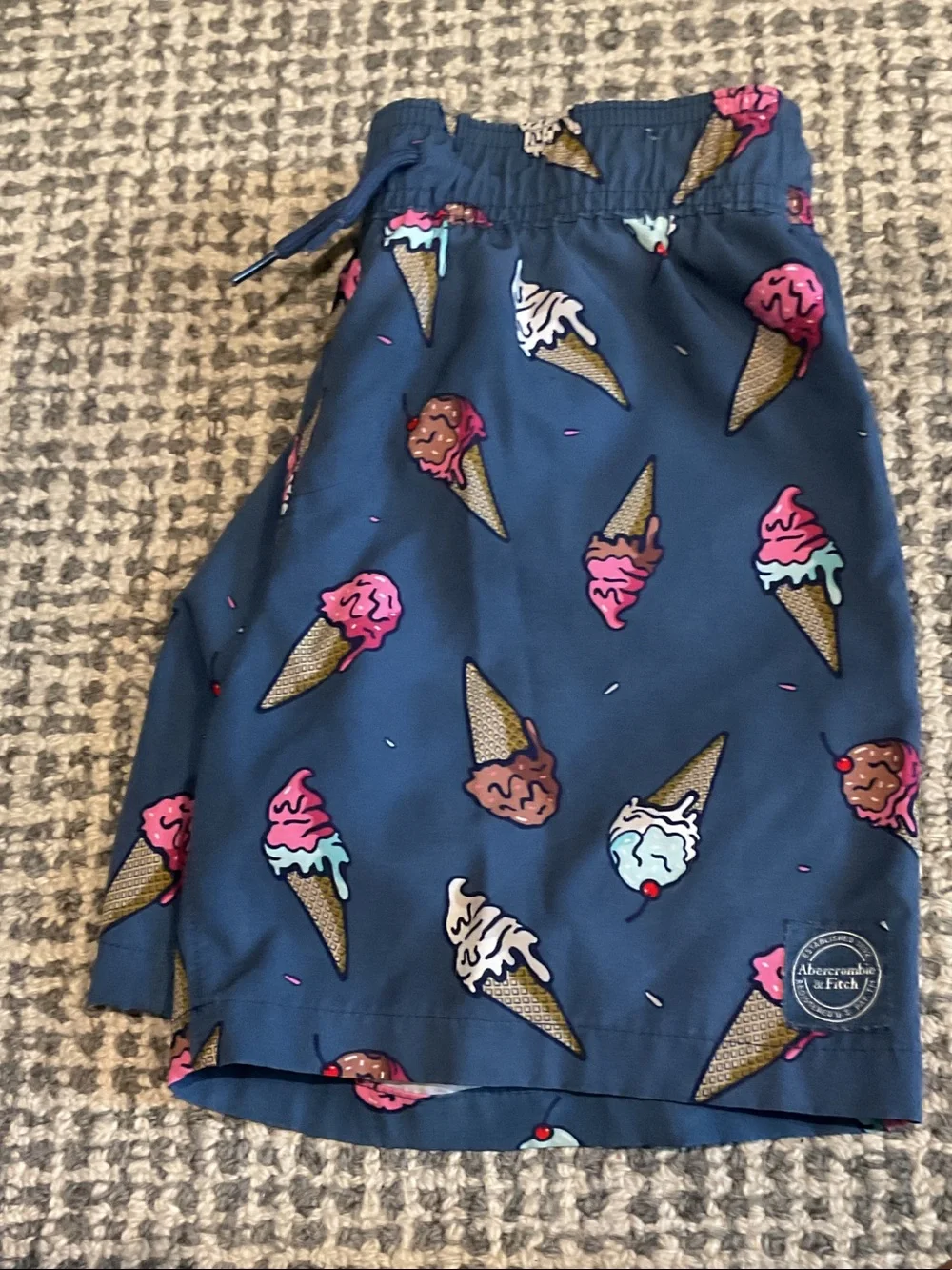 abercrombie kids three pairs